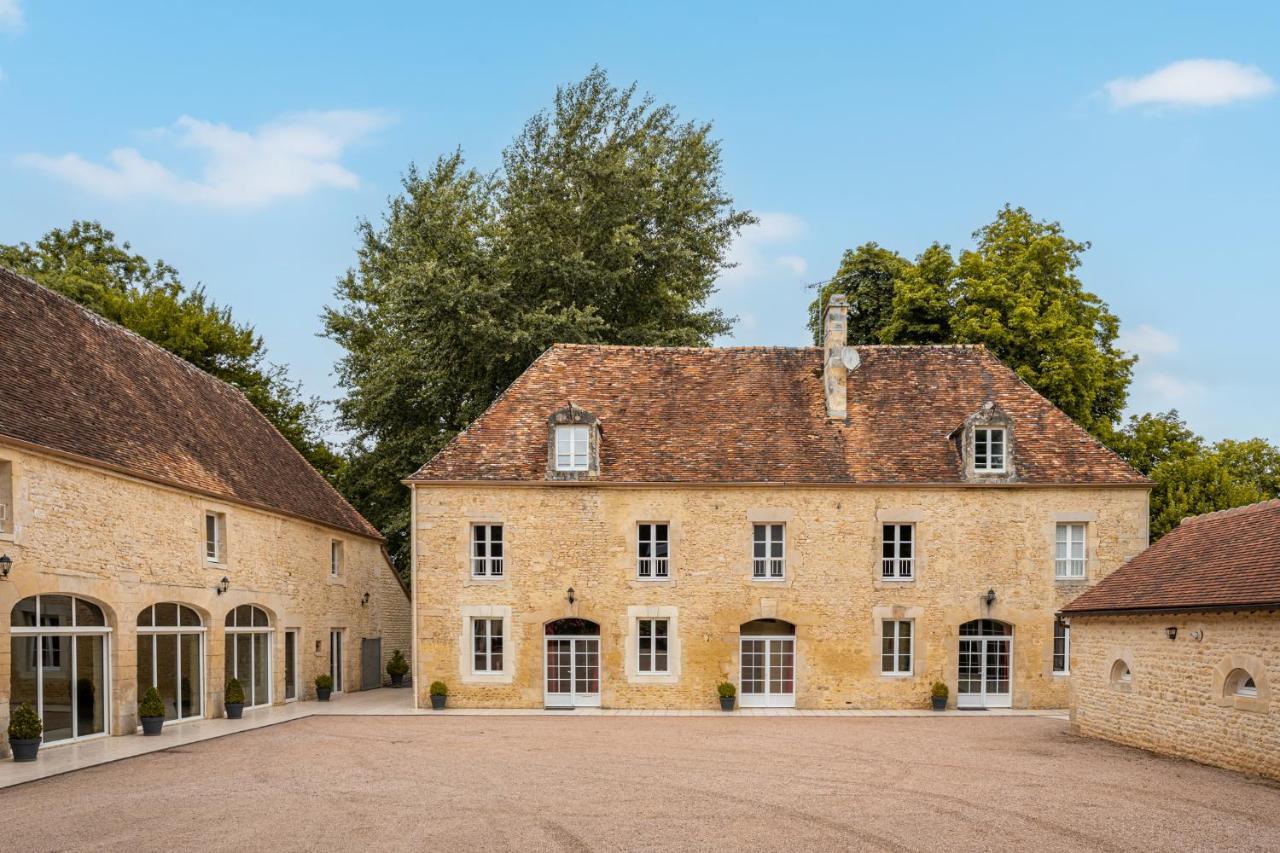 Domaine De La Tour Bed & Breakfast Saint-Pierre-Canivet Bagian luar foto