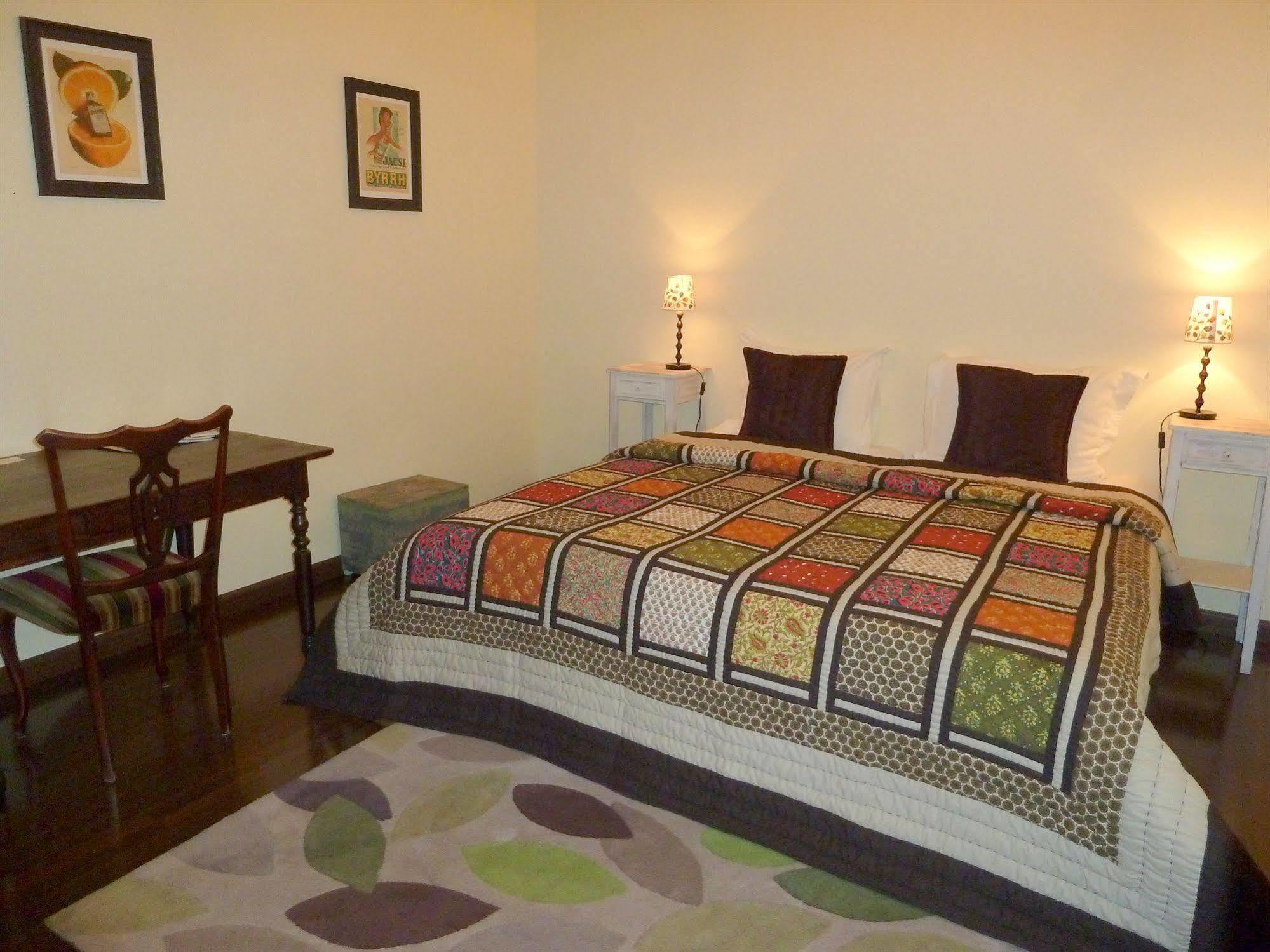 Domaine De La Tour Bed & Breakfast Saint-Pierre-Canivet Bagian luar foto